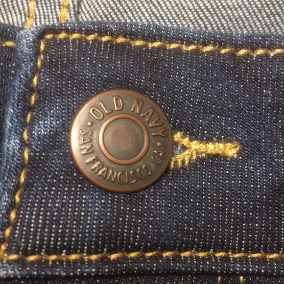 Old Navy Rockstar Super Skinny High Rise Jeans - Picture 13 of 13